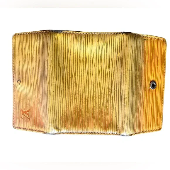 Louis Vuitton Yellow Epi Keyholder - Picture 4 of 12